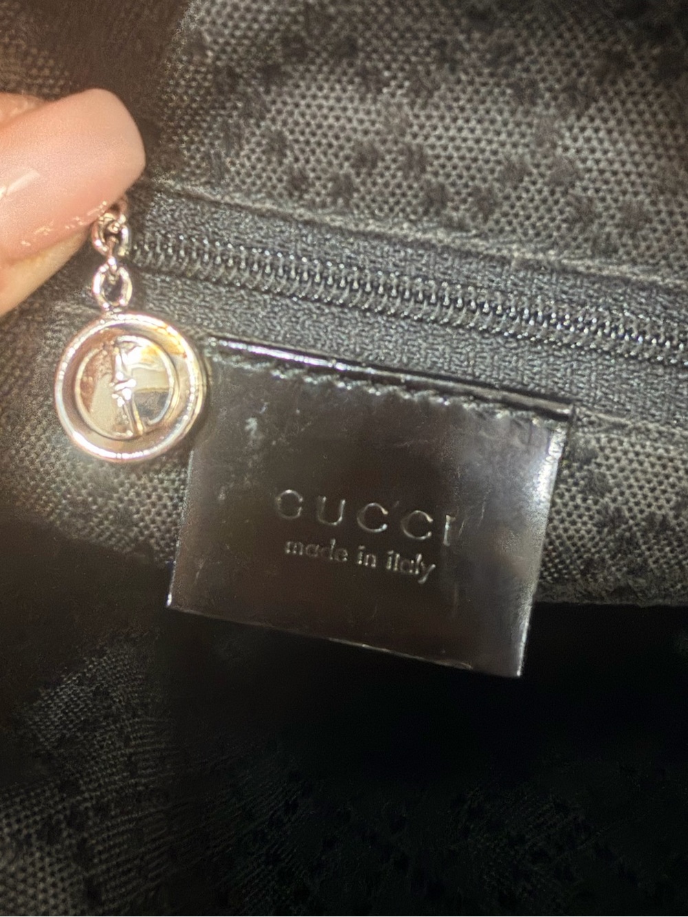 Gucci Top Handle Bag in Black Nylon + Dust Bag & Bee (Novelty) Scarf❣️ - Picture 6 of 16